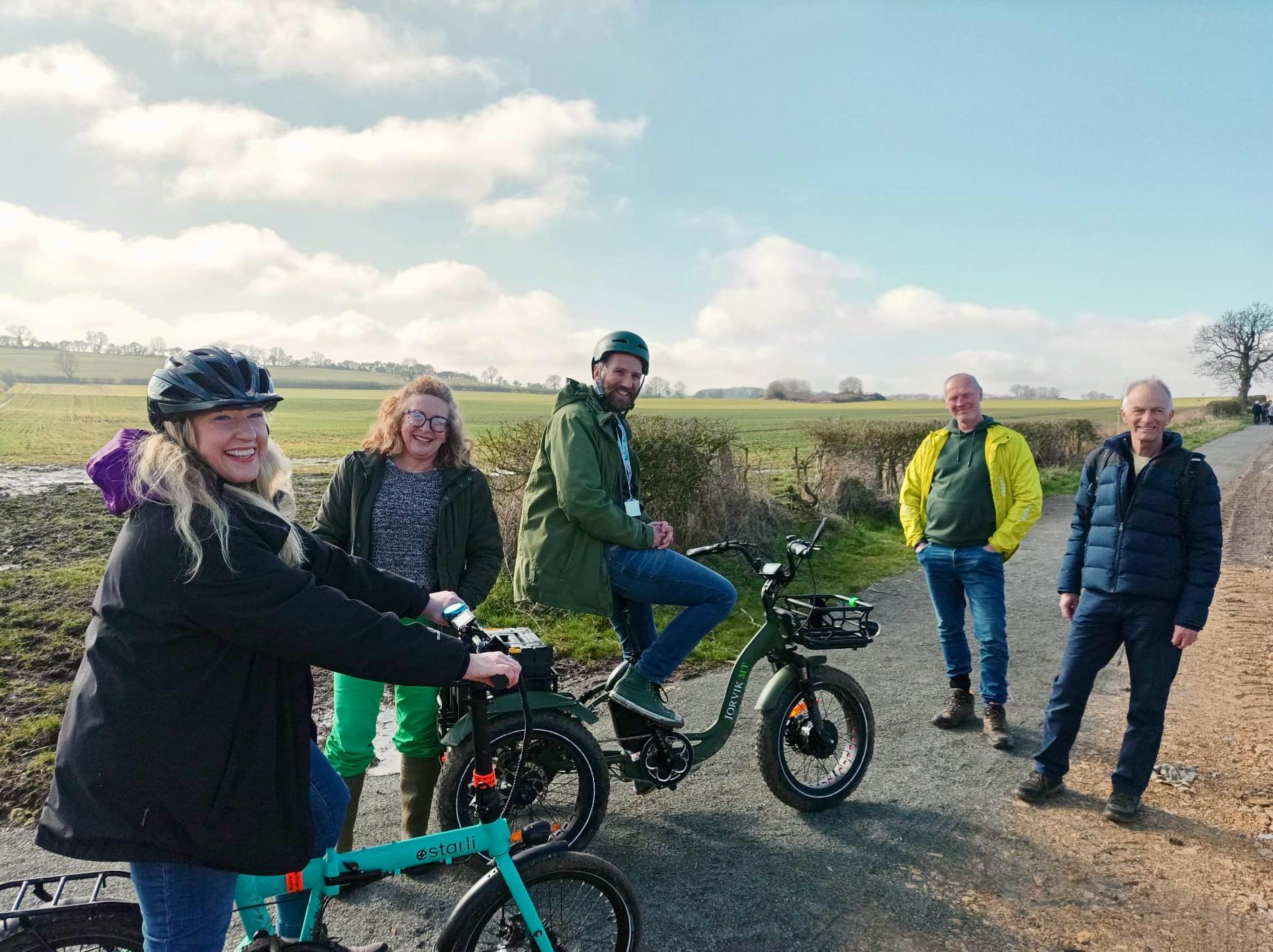 Griffin Trail Dez and Andrea on bikes.
