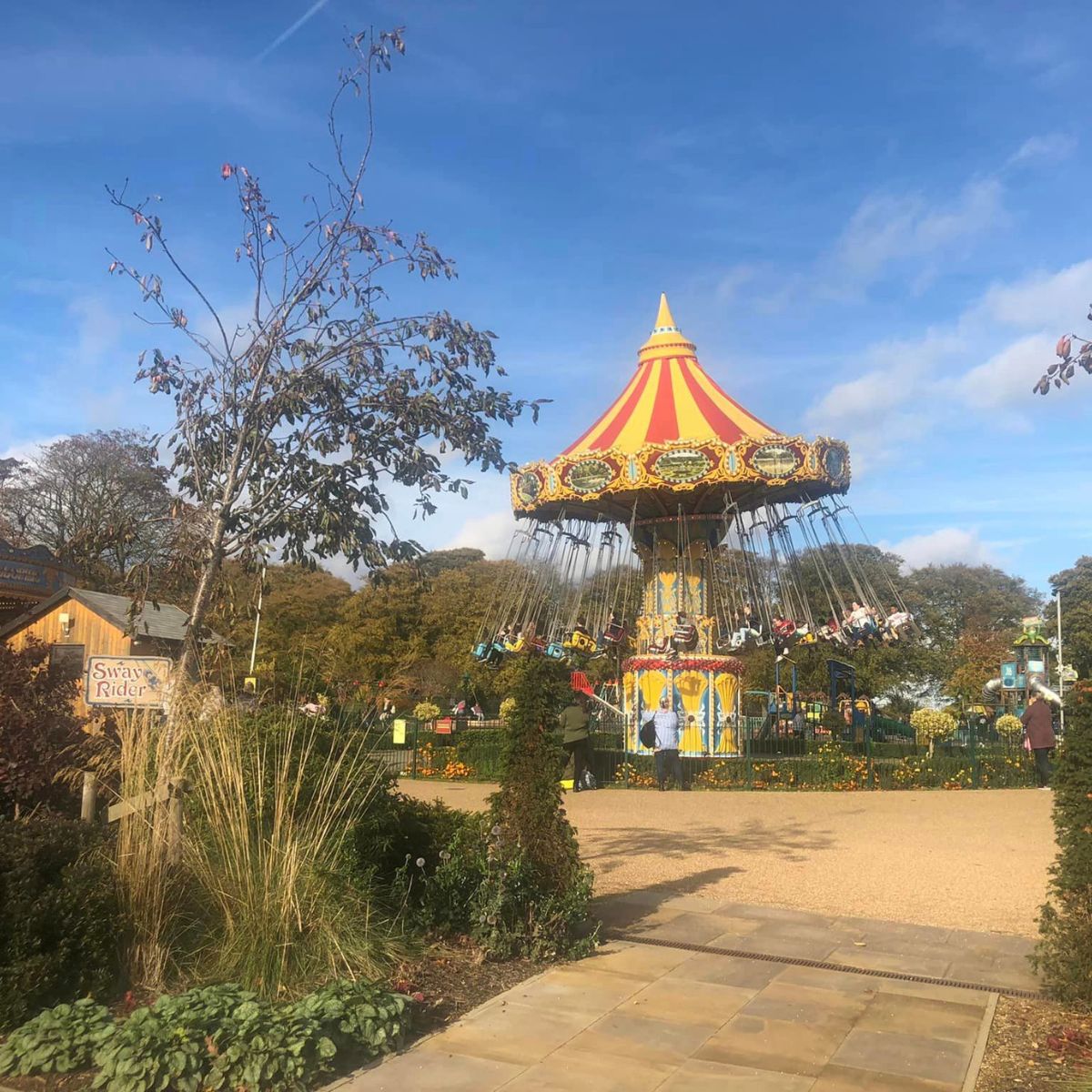 Wicksteed Park Sway Rider Square.